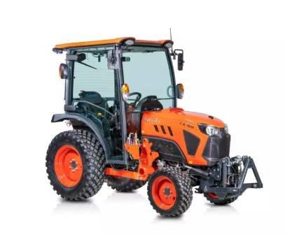 Kubota ciągnik kompaktowy 4x4 - 35 KM, idealny do małych gospodarstw